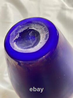 Signed 2000 Lundberg Studios Iridescent Blue, Pulled-Feather Art Glass Vase H-9