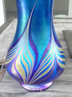 Signed 2010 Vandermark Art Glass Blue Aurene Iridescent Pulled Feather Vase 9