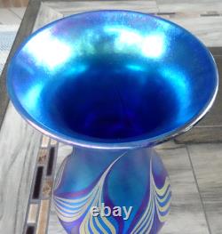 Signed 2010 Vandermark Art Glass Blue Aurene Iridescent Pulled Feather Vase 9