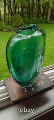 Signed Buzz Blodgett Hand Blown Glass Vase Controlled Bubble Art Collectible Signed Buzz Blodgett Hand Blown Glass Vase Controlled Bubble Art Collectible