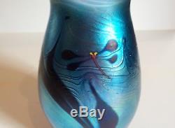 Signed JAMES Lundberg Art Glass Vase, Lundberg Studios, 1977 (#1)