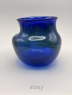 Signed K. Schunweg 1972 Hand Blown Cobalt Blue Art Glass Vase Signed K. Schunweg 1972 Hand Blown Cobalt Blue Art Glass Vase