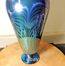 Signed Rick Strini Art Glass Vase Pulled Feather Iridescent Blue Red 12.5