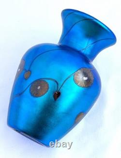 Small Blue Favrile Styled Threaded Heart Studio Art Glass Bud Vase