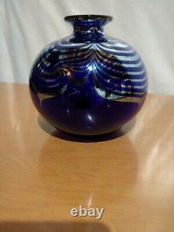 Steven Carreia Pulled Feathers Art Glass Cobalt Blue & Silver Vase. Mint