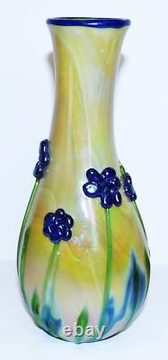 Stunning 1980 Phoenix Studios Tom Arnold Art Glass Aurene Flowers 9 3/8 Vase