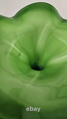 Stunning Jack and The Pulpit Art Glass Hand Blown Vase Lilly Blue Green White