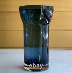 Stunning Smokey Blue Finnish Mid Century Riihimaen Lasi Oy Riihimaki Glass vase