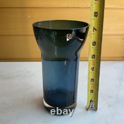 Stunning Smokey Blue Finnish Mid Century Riihimaen Lasi Oy Riihimaki Glass vase