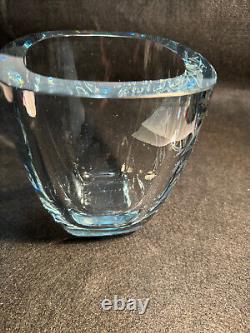 Swedish Crystal Glass Lt Blue Tint Vase Engraved Birds Sovansson 1966 markystore