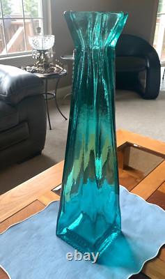 Teal Blue Floor Vase 21-inch-Tall Square Pyramidal Flower Vase weighs 10 lbs