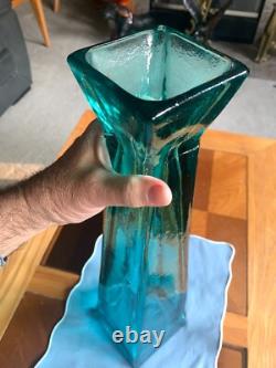 Teal Blue Floor Vase 21-inch-Tall Square Pyramidal Flower Vase weighs 10 lbs