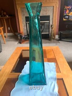 Teal Blue Floor Vase 21-inch-Tall Square Pyramidal Flower Vase weighs 10 lbs