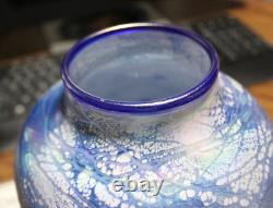 Tom Stoenner vase blue iridescent Signed studio Art Glass hand blown 8.5 in