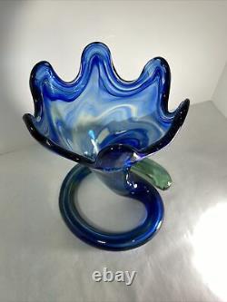 VINTAGE MURANO Style HAND BLOWN Trumpet COIL PEDESTAL Blue ART GLASS VASE 9x7.5