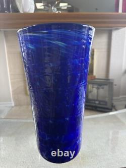 VTG HUGE COBALT BLUE 2003 Signed JOSEPH REINIK ART GLASS VASE CROCODILE TEXTURE