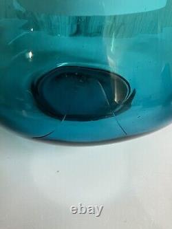 VTG MCM LE Smith Peacock Blue Swung Smoothie Fat Bottom Glass Vase 21.25