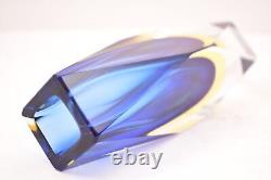 VTG MURANO MANDRUZATTO Cased Sommerso Faceted cut vase BLUE 8.25 Art Glass