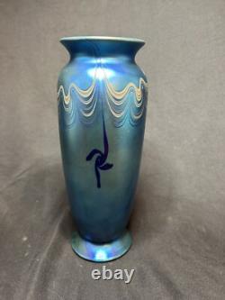 Vandermark Aurene Iridescent Blue Art Glass Vase 1980 EUC 9 1/2H
