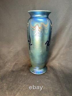 Vandermark Aurene Iridescent Blue Art Glass Vase 1980 EUC 9 1/2H