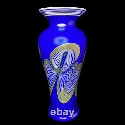 Vandermark Merritt Glass Studios Blue Iridescent 10.5 Art Glass Vase C1977