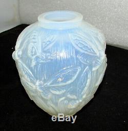 Verlys Art Glass Les Phalenes Moth Vase Art Deco Circa 1938 Lt Blue Opalescent