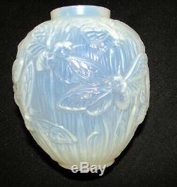 Verlys Art Glass Les Phalenes Moth Vase Art Deco Circa 1938 Lt Blue Opalescent