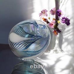 Very Pretty Robert Held Blue Pulled Feather Iridescent Canadian Art Glass Vase