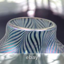 Very Pretty Robert Held Blue Pulled Feather Iridescent Canadian Art Glass Vase