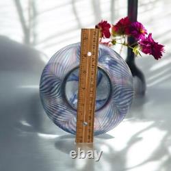 Very Pretty Robert Held Blue Pulled Feather Iridescent Canadian Art Glass Vase