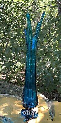 Viking 21.75 Swung Vase Bluenique Turquoise Blue 4-Toed Mid-Century Modern Epic