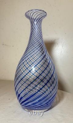 Vintage 20th Century Turkish Pasabahce Blue Spiral Pattern Hand Blown Glass Vase