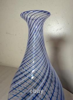 Vintage 20th Century Turkish Pasabahce Blue Spiral Pattern Hand Blown Glass Vase