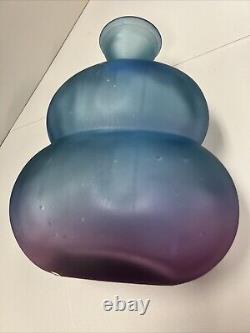 Vintage Collectible Beautiful Purple/Blue Ombré Frosted Glass Vase Made In Spain