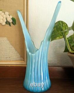 Vintage Fostoria Heirloom Blue Opalescent Glass MCM Wing Vase-11