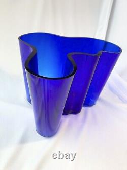 Vintage IITTALA Alva Aalto Finnish Cobalt Blue Art Glass Vase- Signed & Numbered