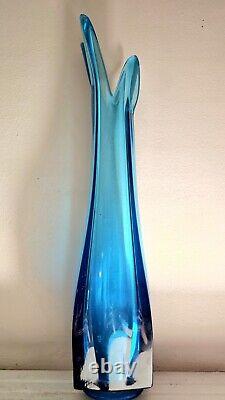 Vintage L. E. Smith MCM Peacock Blue Four Square 4 Finger Glass Swung Vase 21.25