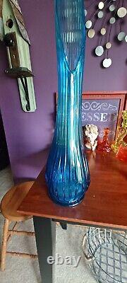 Vintage LE Smith Glass Vase Simplicity Swung Peacock Blue Ribbed 28 Tall