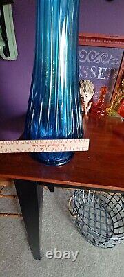 Vintage LE Smith Glass Vase Simplicity Swung Peacock Blue Ribbed 28 Tall