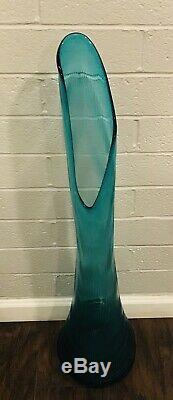 Vintage LE Smith Ribbed Blue Mid Century Modern Swung Stretch Floor Vase 36