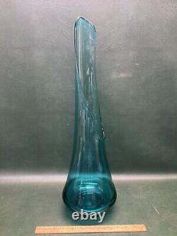 Vintage MCM LE Smith Peacock Blue Swung Smoothie Fat Bottom Glass Vase 22-1/4