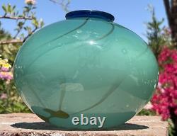 Vintage Mouth-Blown Art Glass GORGEOUS Vase Vibrant Teal & Blue, Artist Signed