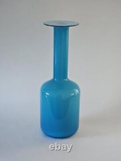 Vintage Otto Brauer Blue Opal White Gulvase For Holmegaard Glass Denmark MCM 14