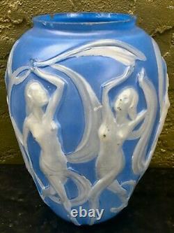 Vintage Phoenix Consolidated Deco DANCING NUDES Women Frosted Blue Glass Vase