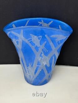 Vintage Phoenix Glass Blue Frosted 8-1/4 Flaring Vase Grasshoppers on Reeds