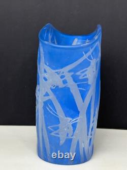 Vintage Phoenix Glass Blue Frosted 8-1/4 Flaring Vase Grasshoppers on Reeds