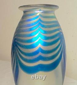 Vintage Robert Eickholt blown pulled feather blue iridescent studio glass vase