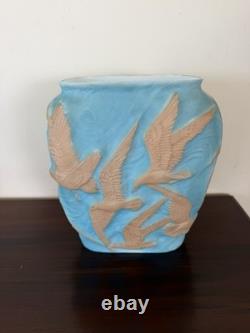 Vintage Sparrow Blue White Frosted White Retro unmarked