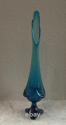 Vintage Swung 18.5 Peacock Blue Glass Vase 3 Toe, Draped Base MCM Excel. Cond