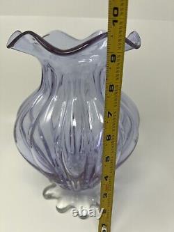 Vtg Alexandrite Neodymium Art Glass Vase Color Changing Footed Purple Blue 9.5